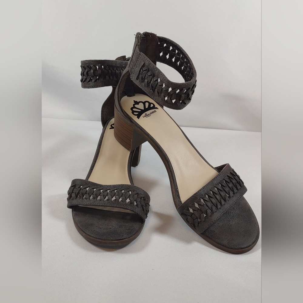 Fergalicious Fergie Phoenix Women's Open Toe Block Heel Sandals 8.5